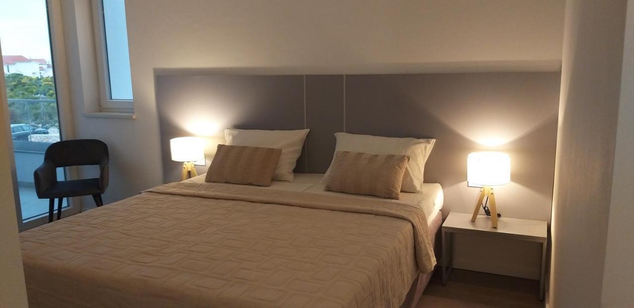 Villa Cala, Hotel Rooms&Apartments Novaglia Esterno foto