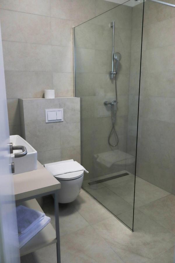 Villa Cala, Hotel Rooms&Apartments Novaglia Esterno foto