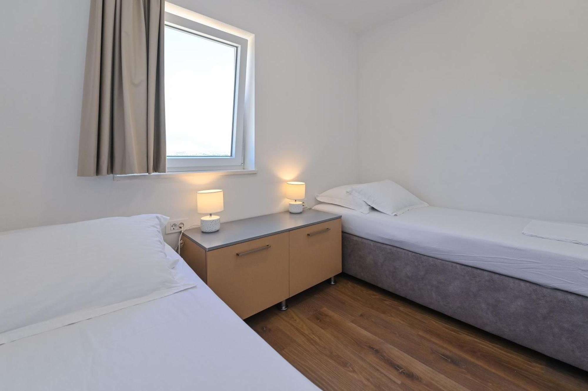Villa Cala, Hotel Rooms&Apartments Novaglia Esterno foto